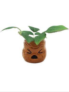 Mandrake faux succulent pot